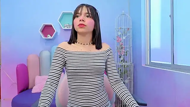 Issa Skinny  online show from October 2, 2025, 11:39 am