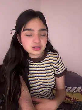 Snapshot of Clementyne30 chatting on September 19, 2025, 11:38 pm Clementyne30 online show from September 19, 2025, 11:38 pm