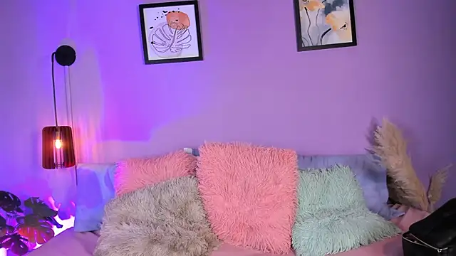 Matias skinny online show from April 4, 2026, 8:39 pm