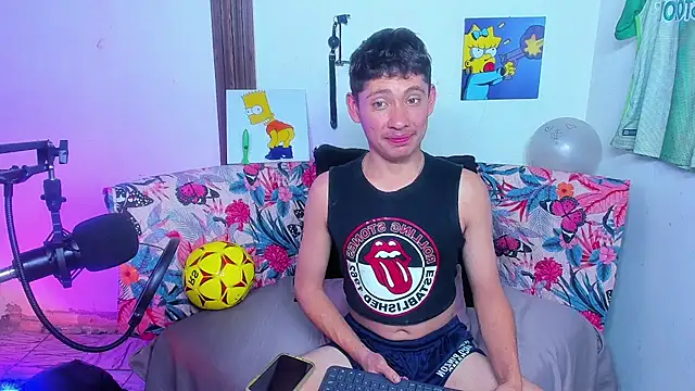 elfernh online show from September 30, 2025, 5:34 am