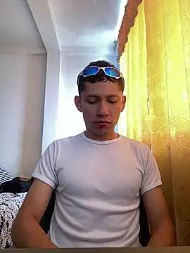 elfernh online show from July 19, 2026, 7:50 pm