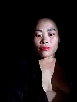 CoMay003 online show from October 1, 2025, 1:06 pm