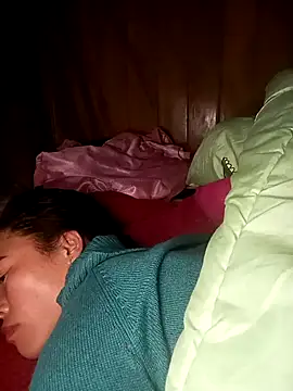 CoMay003 online show from February 5, 2026, 12:15 am