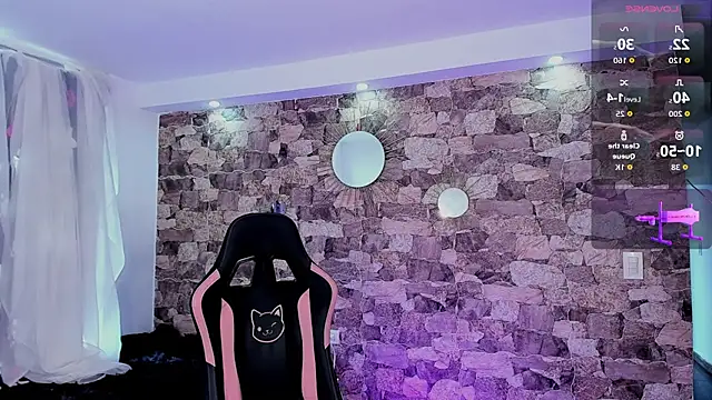 samiacooper25 online show from February 24, 2026, 10:19 pm