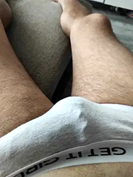 hansvonerotic1 online show from November 18, 2025, 12:53 pm