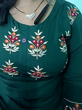 Snapshot of Anjali-bhabhi chatting on October 14, 2025, 7:31 am Anjali-bhabhi online show from October 14, 2025, 7:31 am