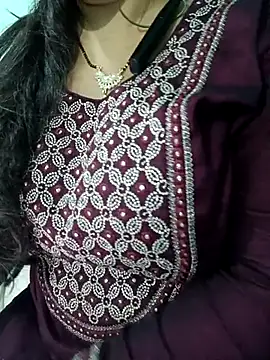 Snapshot of Anjali-bhabhi chatting on October 22, 2025, 6:18 pm Anjali-bhabhi online show from October 22, 2025, 6:18 pm