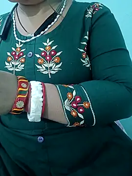 Snapshot of Anjali-bhabhi chatting on October 25, 2025, 3:40 pm Anjali-bhabhi online show from October 25, 2025, 3:40 pm