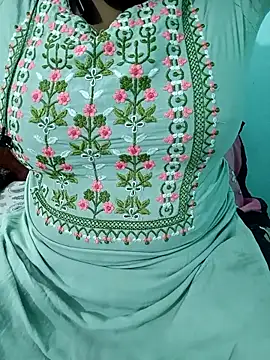 Snapshot of Anjali-bhabhi chatting on November 5, 2025, 4:51 pm Anjali-bhabhi online show from November 5, 2025, 4:51 pm