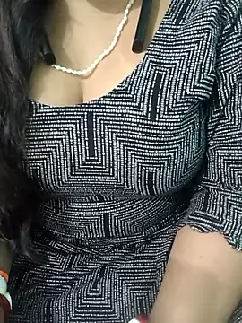 Snapshot of Anjali-bhabhi chatting on November 11, 2025, 10:04 am Anjali-bhabhi online show from November 11, 2025, 10:04 am