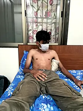 Snapshot of hiddenxdesire chatting on October 31, 2025, 6:20 pm hiddenxdesire online show from October 31, 2025, 6:20 pm