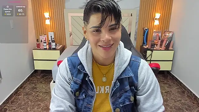 Snapshot of KAROLLJONES1 chatting on September 30, 2025, 2:38 am KAROLLJONES1 online show from September 30, 2025, 2:38 am