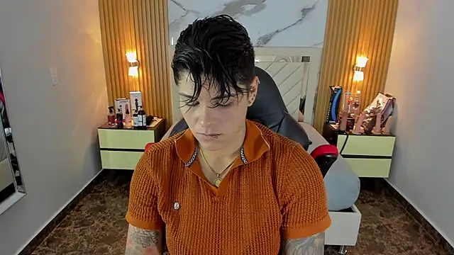 Snapshot of KAROLLJONES1 chatting on October 20, 2025, 8:09 pm KAROLLJONES1 online show from October 20, 2025, 8:09 pm