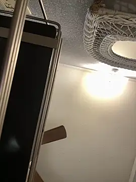 Snapshot of goddessmissmia chatting on October 6, 2025, 8:28 pm goddessmissmia online show from October 6, 2025, 8:28 pm