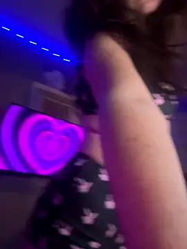 Snapshot of goddessmissmia chatting on October 24, 2025, 6:43 am goddessmissmia online show from October 24, 2025, 6:43 am