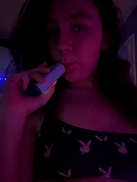 Snapshot of goddessmissmia chatting on November 17, 2025, 8:47 pm goddessmissmia online show from November 17, 2025, 8:47 pm