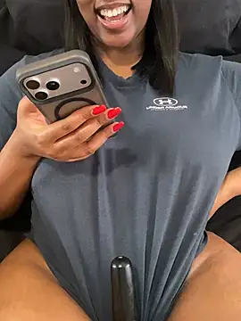 Sipsdoll online show from June 27, 2026, 8:08 am