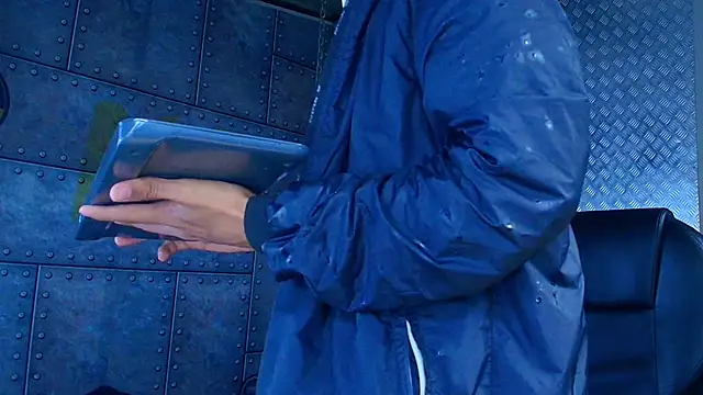 AlanCutee online show from October 14, 2025, 11:55 am