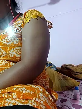 Cute-Swewty online show from January 9, 2026, 8:39 am