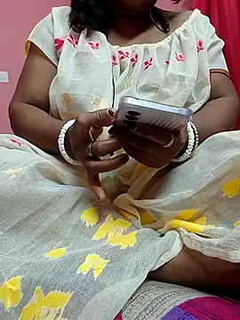 Cute-Swewty online show from April 9, 2026, 2:55 pm