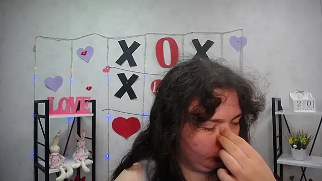 Snapshot of NeonilaLisova chatting on September 20, 2025, 5:19 am NeonilaLisova online show from September 20, 2025, 5:19 am