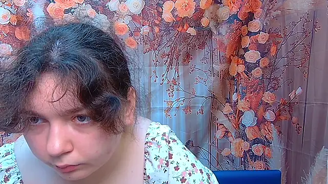 NeonilaLisova online show from November 22, 2025, 6:12 am