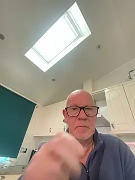 philefc online show from January 11, 2026, 9:47 am