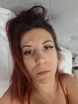 Snapshot of Anayssa_ chatting on September 19, 2025, 10:32 pm Anayssa online show from September 19, 2025, 10:32 pm