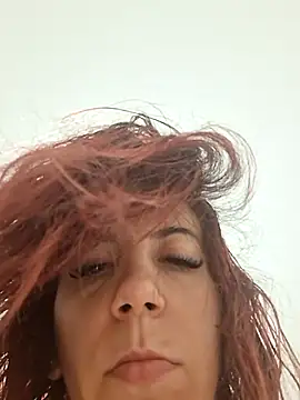 Snapshot of Anayssa_ chatting on October 17, 2025, 8:00 pm Anayssa online show from October 17, 2025, 8:00 pm