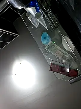 Snapshot of Anayssa_ chatting on November 16, 2025, 9:04 am Anayssa online show from November 16, 2025, 9:04 am