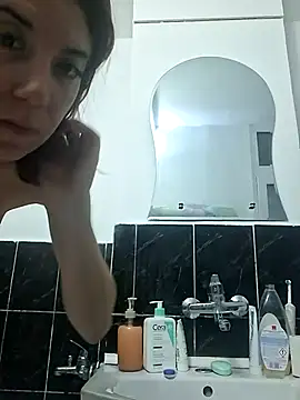 Snapshot of Anayssa_ chatting on February 20, 2026, 8:09 pm Anayssa online show from February 20, 2026, 8:09 pm