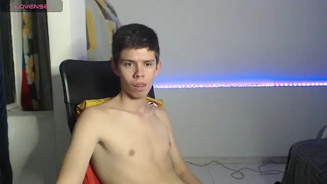 Snapshot of JhoanVelezModel chatting on November 2, 2025, 1:41 am JhoanVelezModel online show from November 2, 2025, 1:41 am