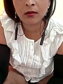 Queen Kushi4 online show from April 23, 2026, 5:30 am