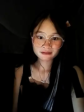 saronla 03 online show from September 25, 2025, 3:27 pm