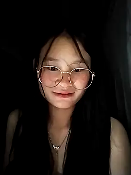 saronla 03 online show from October 8, 2025, 7:22 pm