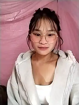 saronla 03 online show from January 8, 2026, 9:39 pm