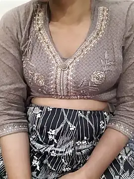 Snapshot of Sony-rani chatting on October 9, 2025, 10:24 am Sony-rani online show from October 9, 2025, 10:24 am