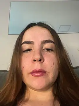 m0ranguinh0s2 online show from June 27, 2026, 12:59 am