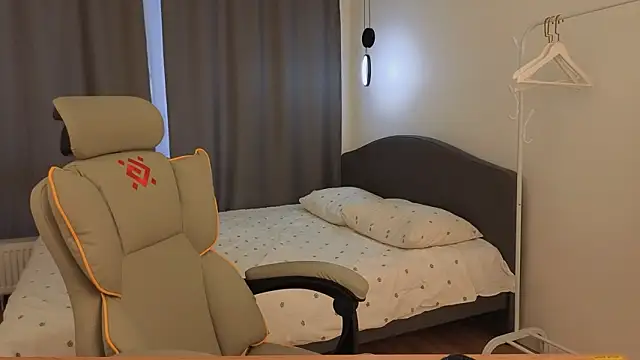 yourrdanceteacher online show from March 15, 2026, 4:40 am