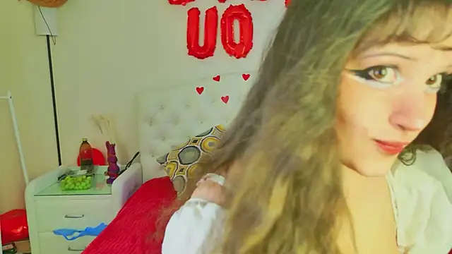 Snapshot of kamila_blush chatting on February 25, 2026, 5:17 am kamila blush online show from February 25, 2026, 5:17 am