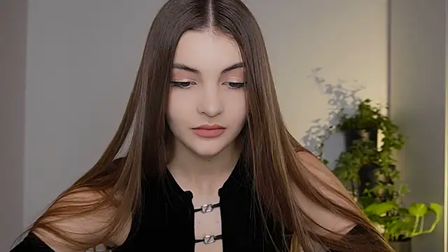 Snapshot of MayTease chatting on October 9, 2025, 2:26 pm MayTease online show from October 9, 2025, 2:26 pm