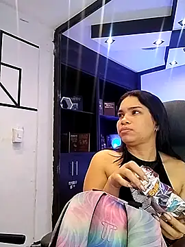 SamaraAnders  online show from March 7, 2026, 5:04 am