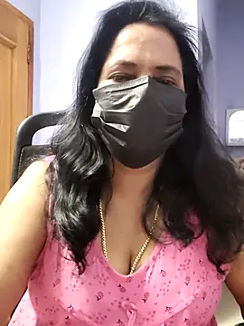 mallu-lover online show from September 22, 2025, 2:13 am