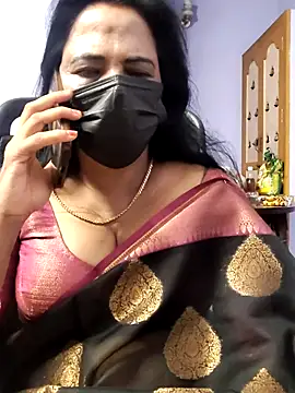 mallu-lover online show from October 3, 2025, 5:04 am