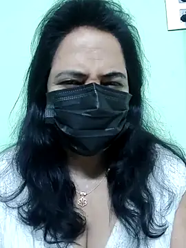 mallu-lover online show from October 23, 2025, 12:21 am