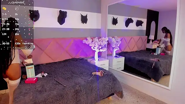 amy miller1 online show from September 26, 2025, 8:02 pm