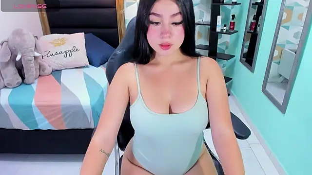 Snapshot of ROSIE_MOSS chatting on November 4, 2025, 7:24 pm ROSIE MOSS online show from November 4, 2025, 7:24 pm