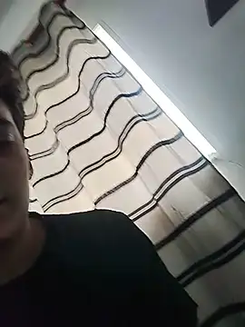 Snapshot of Wences420 chatting on May 26, 2026, 2:24 pm Wences420 online show from May 26, 2026, 2:24 pm