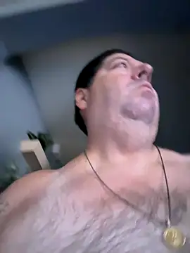 willama111970 online show from November 3, 2025, 3:35 pm