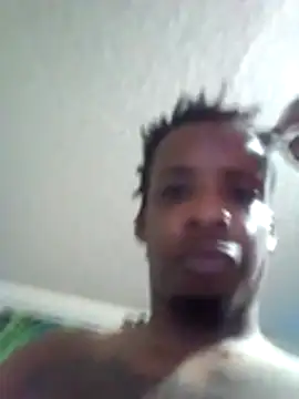 Snapshot of SSMG_420 chatting on November 6, 2025, 7:53 am SSMG 420 online show from November 6, 2025, 7:53 am